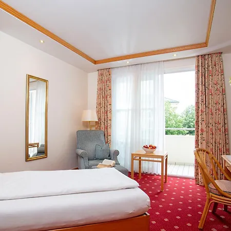Thermenhotel Quellenhof-3